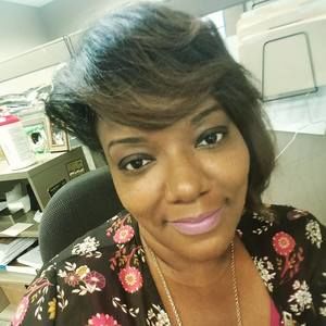 Meet your Posher, Robyn